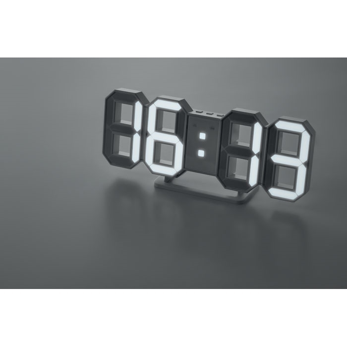 Immagine di MO9509 COUNTDOWN - Sveglia a led con adattatore